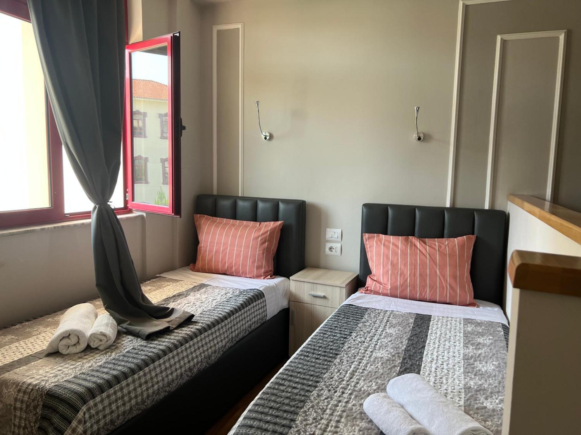 City Centre Rooms 4R Shkodër Eksteriør bilde